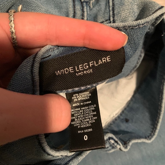 Flare jeans - Picture 3 of 3